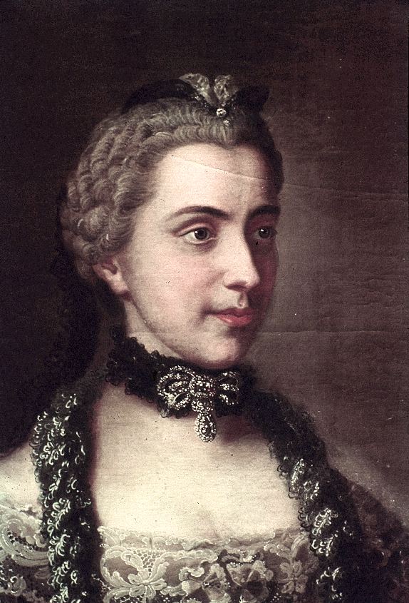 Princess Isabella of Parma Isabella of Parma jewelry closeup Grand Ladies gogm