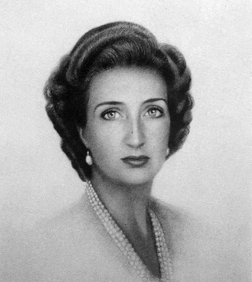 Princess María de las Mercedes of Bourbon-Two Sicilies httpssmediacacheak0pinimgcomoriginalsc1