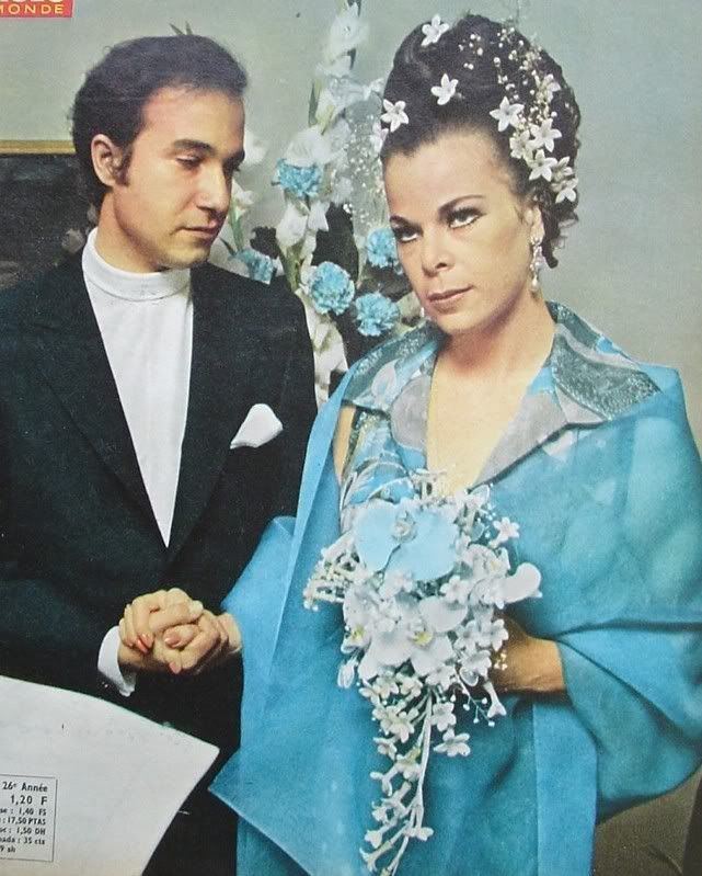 Princess Marie Béatrice of Savoy and Luis Rafael Reyna-Corvalán y Dillon married civilly in the living room of the Palace Hotel “Camino Real” in Ciudad Juarez