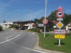 Pringy, Haute-Savoie httpsuploadwikimediaorgwikipediacommonsthu
