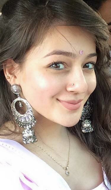 Priyal Gor Gor Actress Profile and Biography