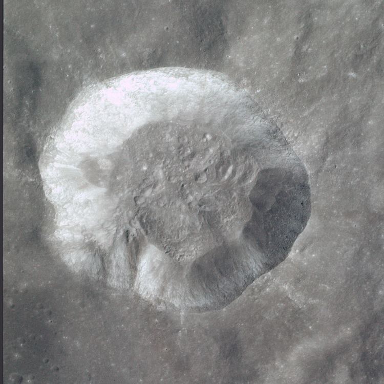 Proclus (crater)