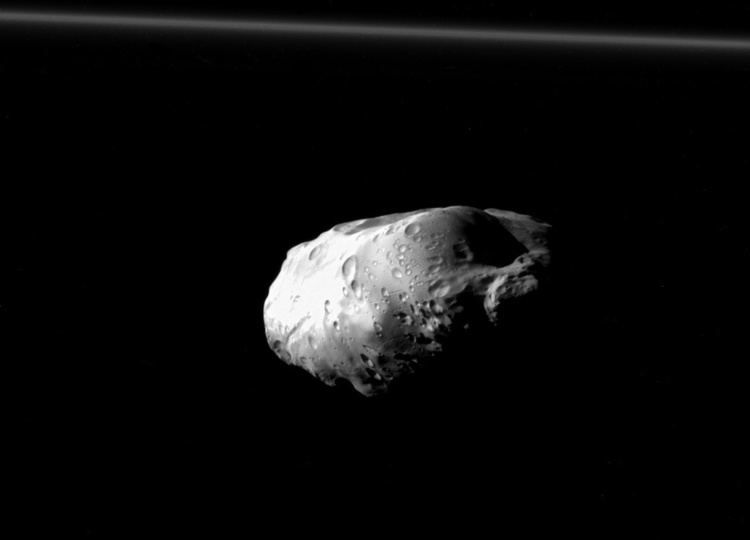 Prometheus (moon) Saturn39s moon Prometheus seen up close Astronomy Now