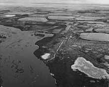 Prudhoe Bay Oil Field httpsuploadwikimediaorgwikipediacommonsthu