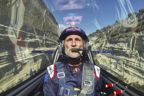 Péter Besenyei Pter Besenyei Air Racing Official Athlete Page