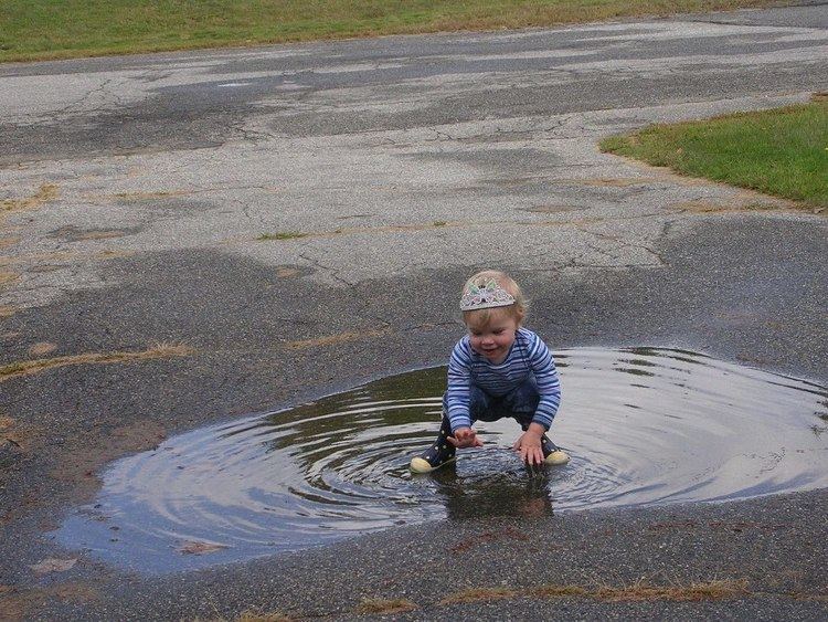 why-puddle-play-is-so-great-for-kids-active-for-life