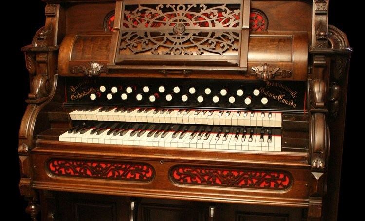Pump organ Toccata amp Fugue in D Minor Reed Organ Pump Organ YouTube