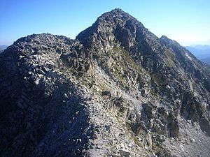 Punta Alta de Comalesbienes httpsuploadwikimediaorgwikipediacommonsthu