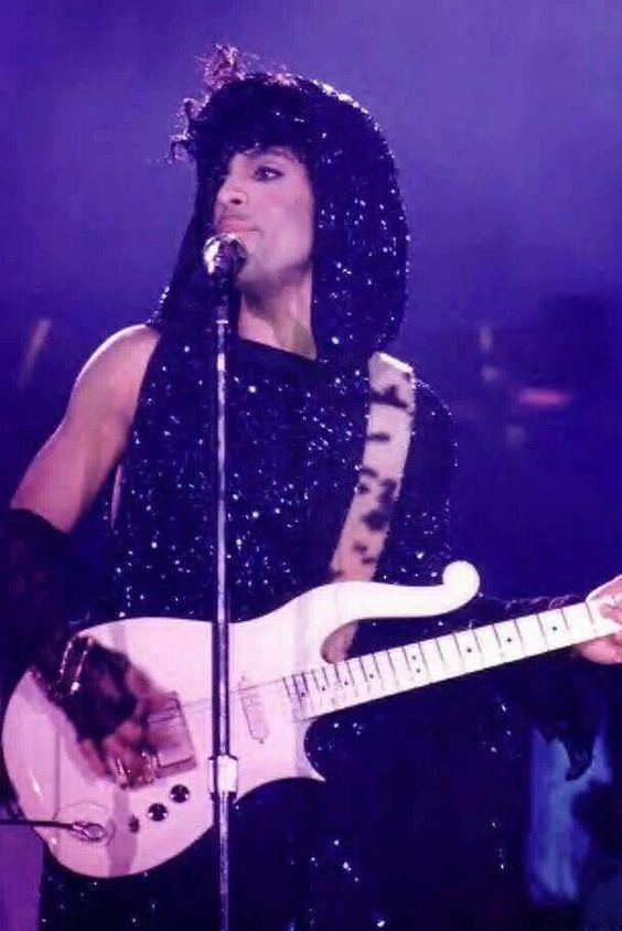 Purple Rain Tour Purple Rain Tour 1985 wearing his quotPurple Rainquot finale outfit O