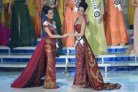 Puteri Indonesia 2014 Miss Puteri Indonesia 2014 Elvira Devinamira Emirates 247