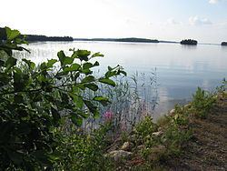 Pyhäjärvi (Karelia) httpsuploadwikimediaorgwikipediacommonsthu