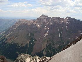 Pyramid Peak (Colorado) httpsuploadwikimediaorgwikipediacommonsthu