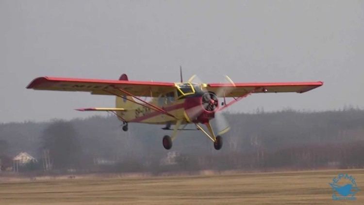 PZL-101 Gawron Aeroklub Mielecki PZL101 Gawron Towing SZD50 Puchacz glider