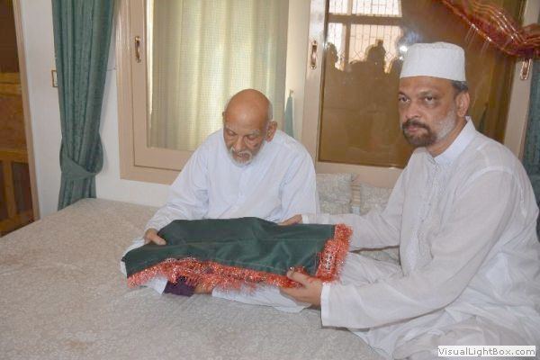 Qalandar Baba Auliya Visit of Members of SilsilaeAzeemia to Hazrat Qalandar