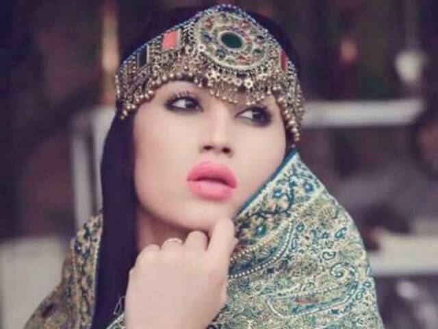 Qandeel Baloch Qandeel Baloch strangled to death by brother in suspected honour