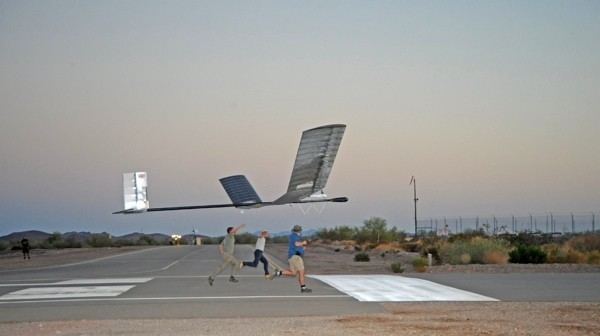 Qinetiq Zephyr QinetiQ39s Zephyr sets another unmanned solar plane flight record
