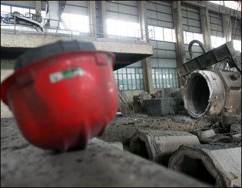 Qinghe Special Steel Corporation disaster Molten Metal Kills 32 in Steel Plant chinaorgcn
