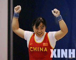 Qiu Hongxia Qiu Hongxia Rewrites World records at Weightlifing Worlds All