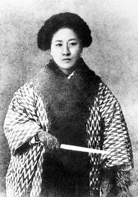 Qiu Jin httpsuploadwikimediaorgwikipediacommons33