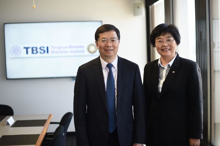 Qiu Yong Tsinghua President Qiu Yong Signs Dual Degree Agreement with UC