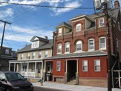 Quakertown, Pennsylvania httpsuploadwikimediaorgwikipediacommonsthu