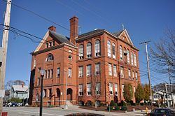 Quality Hill Historic District (Pawtucket, Rhode Island) httpsuploadwikimediaorgwikipediacommonsthu