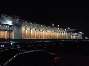 Quanzhou Railway Station httpsuploadwikimediaorgwikipediacommonsthu