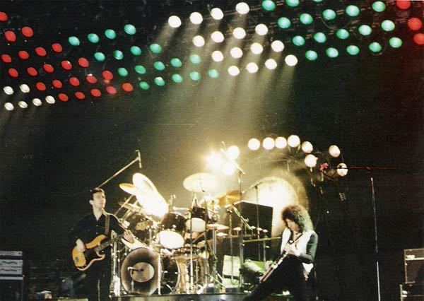 Queen live performances