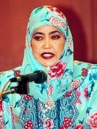 Queen Saleha of Brunei wwwbruneiresourcescomrajaisterijpg