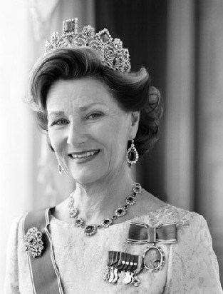Queen Sonja of Norway Norwegian Emerald ParureEmpress Josephine Emerald Parure