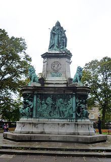 Queen Victoria Memorial, Lancaster httpsuploadwikimediaorgwikipediacommonsthu