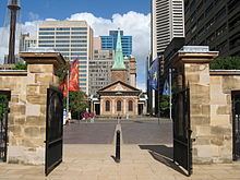 Queen's Square, Sydney httpsuploadwikimediaorgwikipediacommonsthu