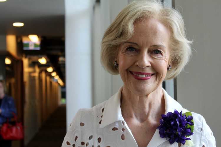 Quentin Bryce AM Quentin Bryce39s speaks up against domestic violence