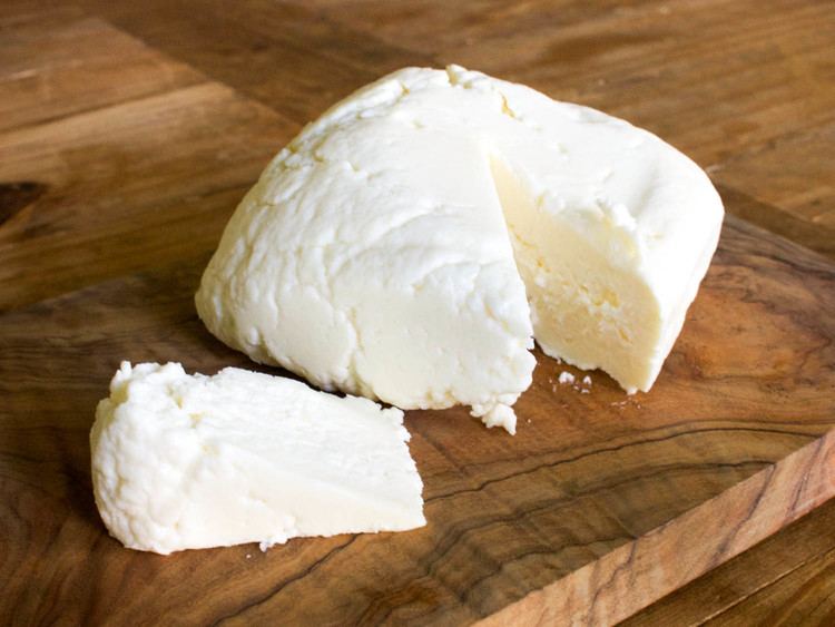 Queso blanco How to Make Queso Fresco the World39s Easiest Cheese Serious Eats