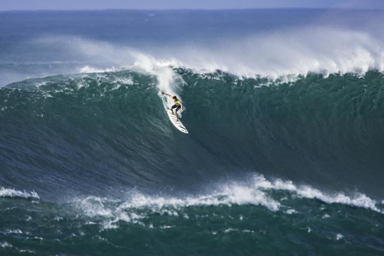 Quiksilver Big Wave Invitational 5 tips for attending The Eddie Opening Ceremony at Waimea Bay
