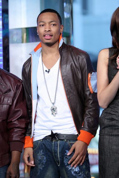 Qwanell Mosley Qwanell Mosley Pictures MTV TRL Presents The Cast Of