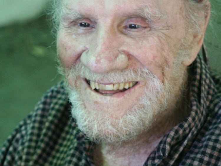 R. G. Armstrong Studio City Actor RG Armstrong Dies Patch