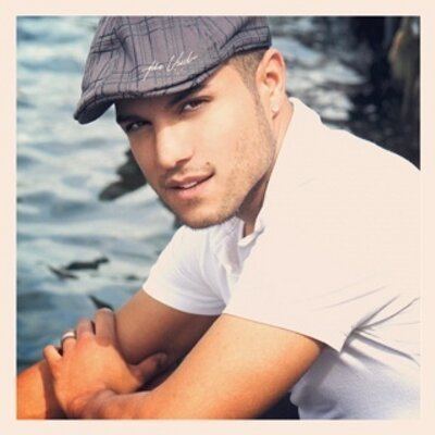 R. J. Helton RJ Helton RJHelton Twitter