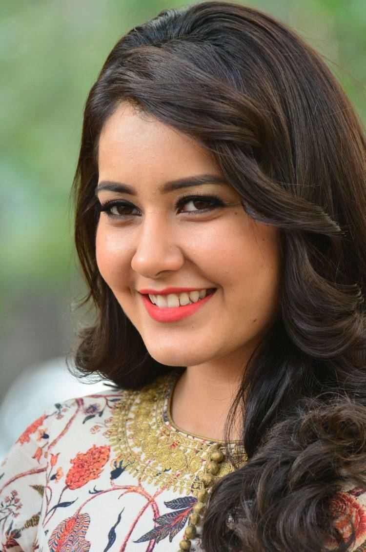 Raashi Khanna httpssmediacacheak0pinimgcomoriginals45