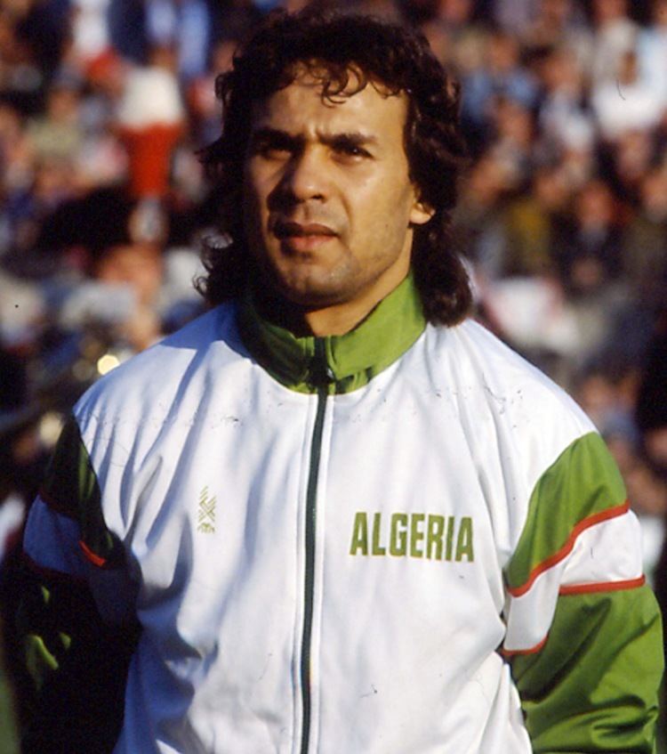 Rabah Madjer Rabah Madjer a 54 ans L39occasion de redcouvrir un geste