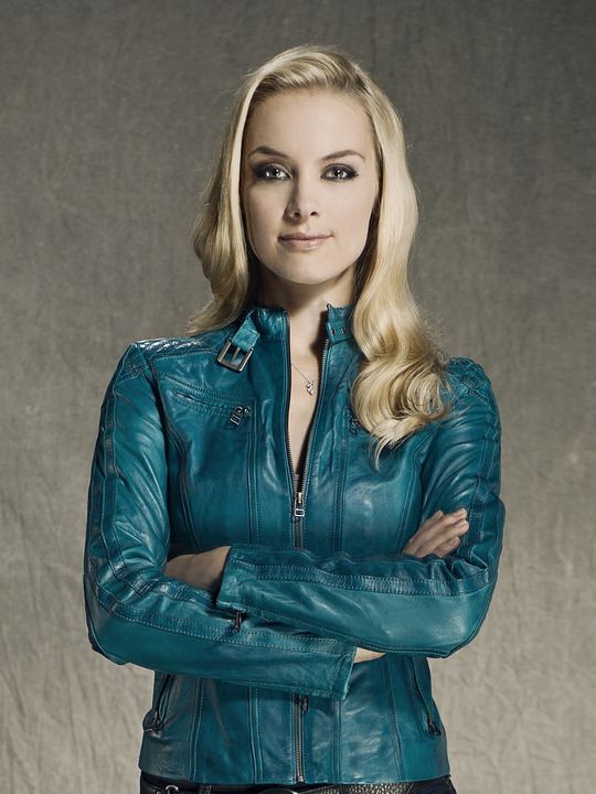 Rachel Skarsten EXCLUSIVE Rachel Skarsten talks Valkubus and the quotLost