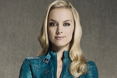 Rachel Skarsten EXCLUSIVE Rachel Skarsten talks Valkubus and the quotLost