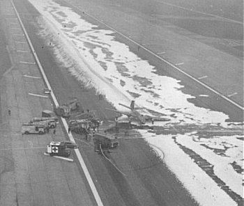 RAF Manston XM244 Crash Landing at RAF Manston