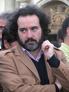 Rafael Gumucio httpsuploadwikimediaorgwikipediacommonsthu