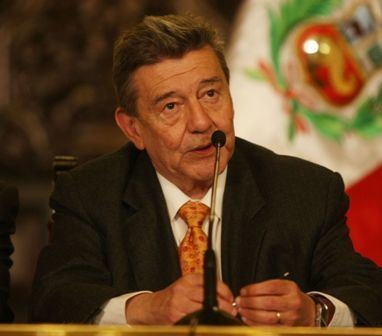 Rafael Roncagliolo Mensaje del gobierno del Per a los peruanos que residen