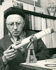 Raffaele Bendandi httpsuploadwikimediaorgwikipediacommonsthu