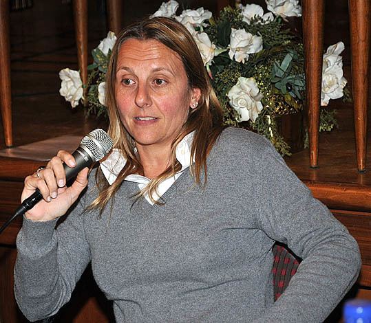 Raffaella Reggi Raffaella Reggi a tutto tondo sul tennis femminile