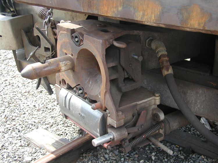 Details about   4 HOMEMADE STEEL COUPLERS FOR VOLTAMP/BOUCHER TRAINS