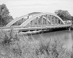 Rainbow Arch Bridge (Valley City, North Dakota) httpsuploadwikimediaorgwikipediacommonsthu