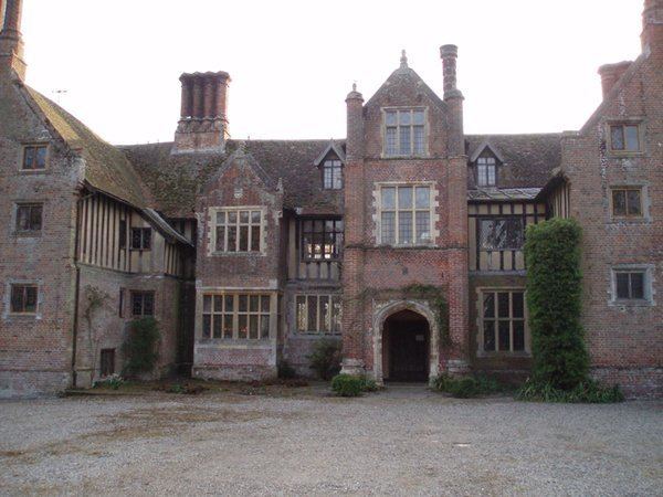 Rainthorpe Hall httpsuploadwikimediaorgwikipediacommonsaa